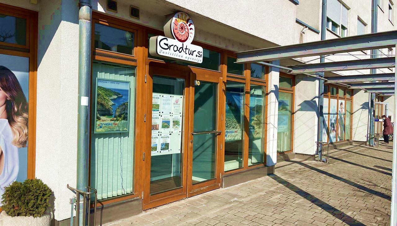 Gradtur d.o.o. - Hrvaska.net (Tacenska cesta 123)