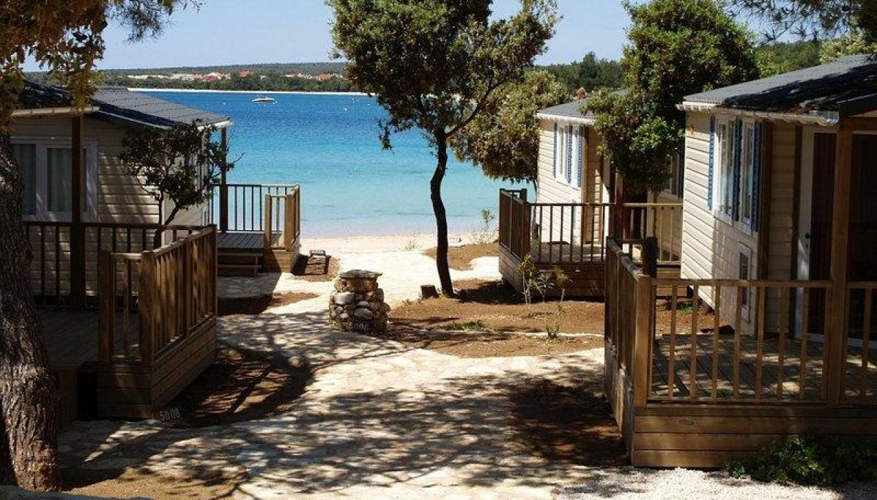 Kamp Šimuni - otok Pag